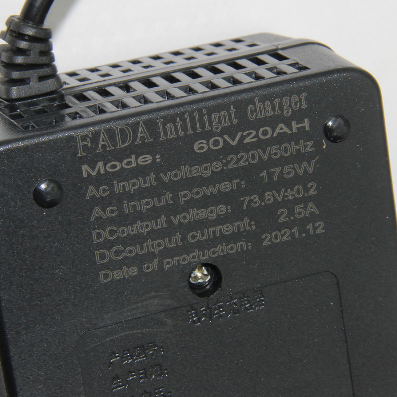 Зарядное устройство 60волт 20Ач Fada FLIT (FDEB05CLA-60)
