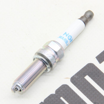 Свічка запалювання LMAR8J-9E 176FMN KOVI 300-4Т (ADT300)