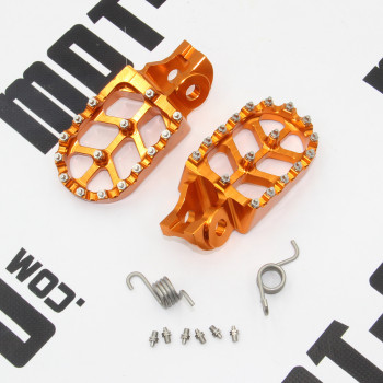 Підніжки водія (л+п) CNC, помаранчеві "OTOM"