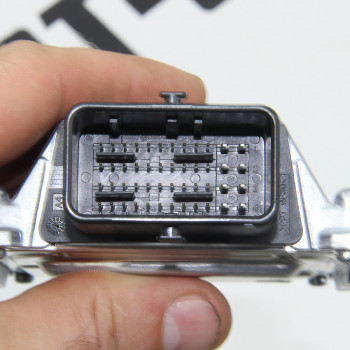 Комутатор (ECU) BOSCH LF250-R (V16S)