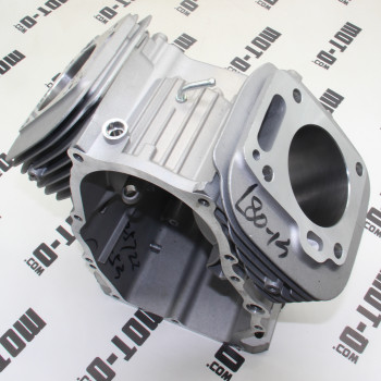 Блок двигуна 2V80F